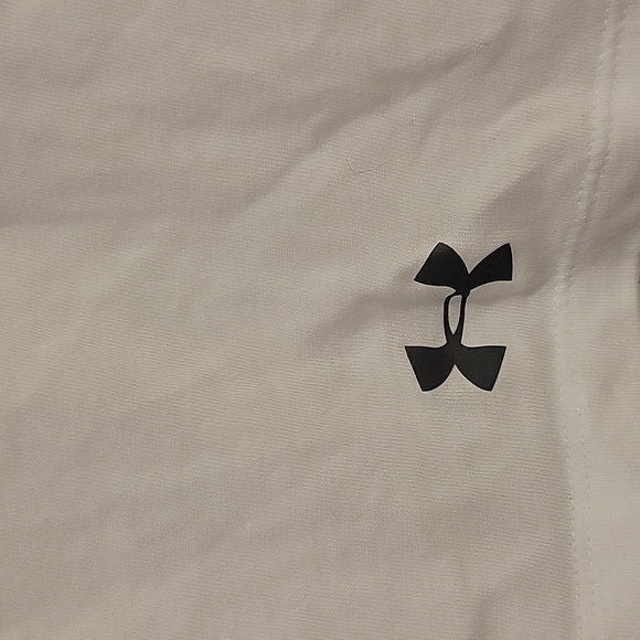 Under Armour Loose Heat Gear t shirt sz Medium - Picture 2 of 3